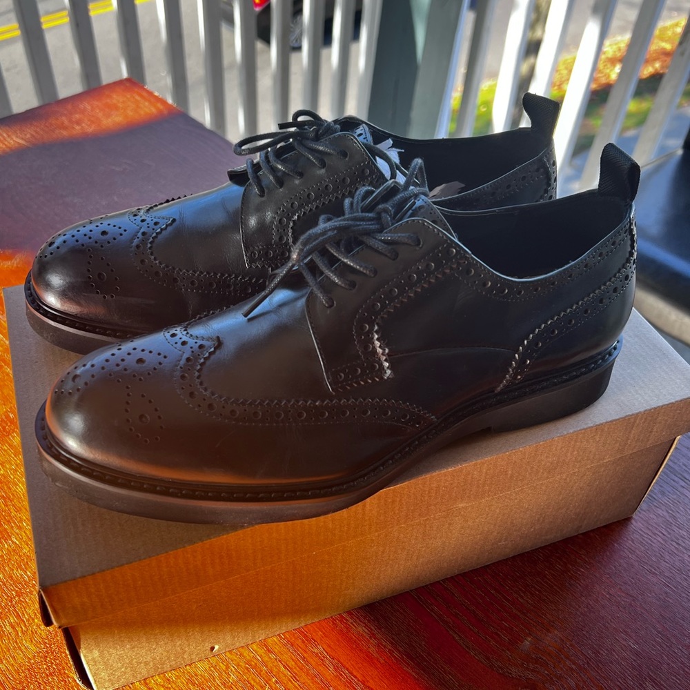 Steve Madden Black leather Shoe